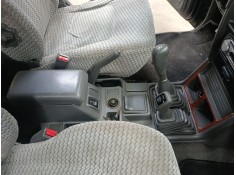 Recambio de consola central para mitsubishi montero   (v3_w, v2_w, v4_w, v5_w) 2.8 td (v46w, v26w) referencia OEM IAM   